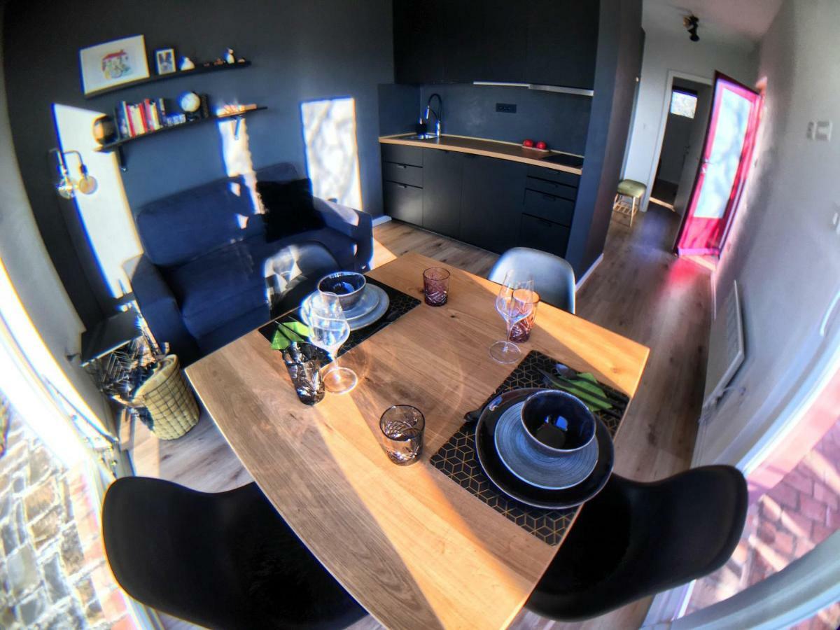 Apartma Dobrovo